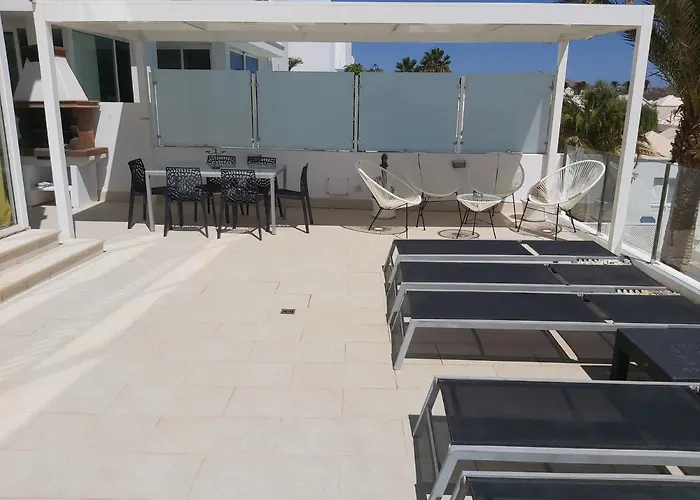 Alexia * 宏达海滩